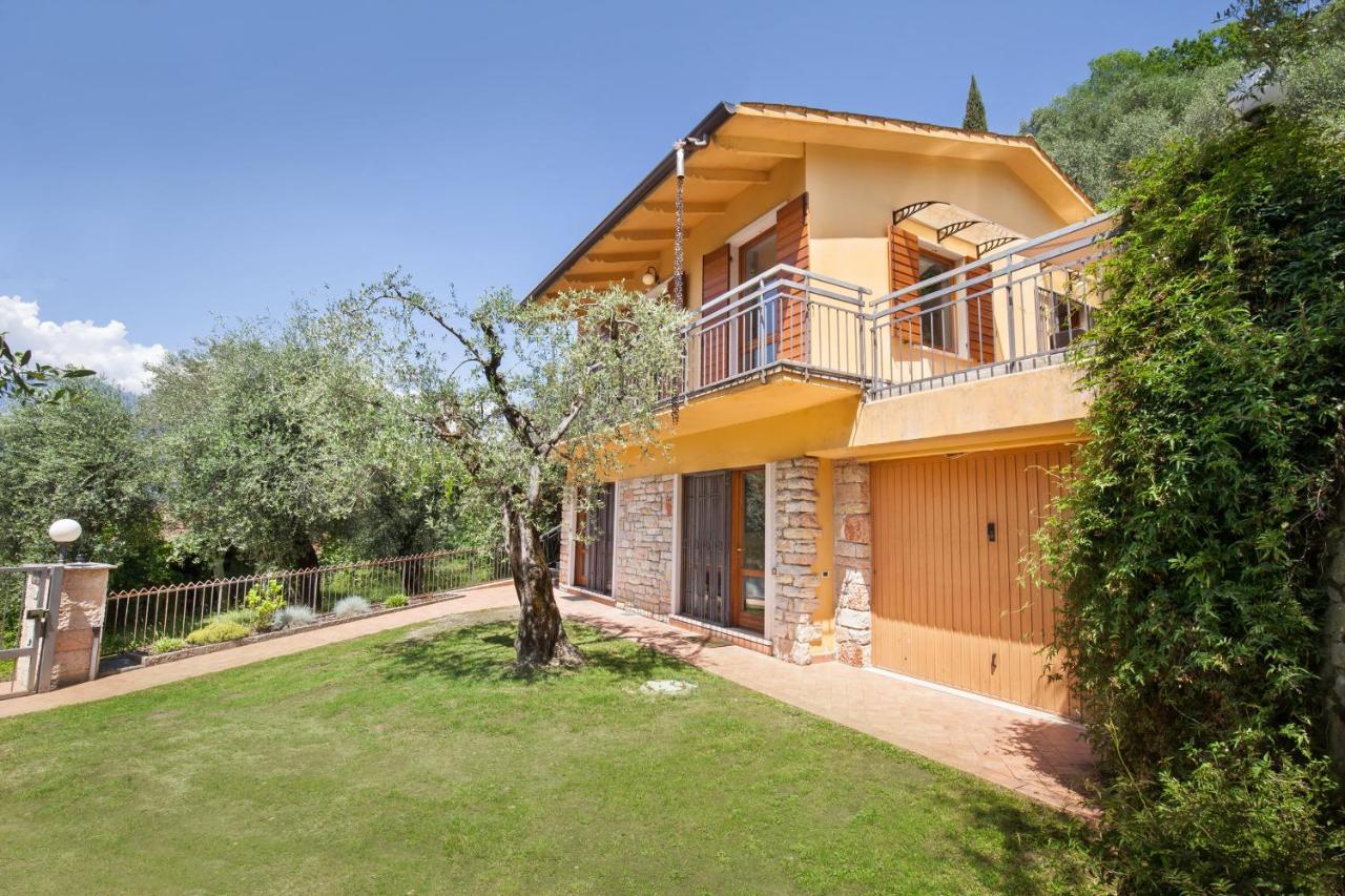 Villa Carducci Torri Del Benaco Luaran gambar